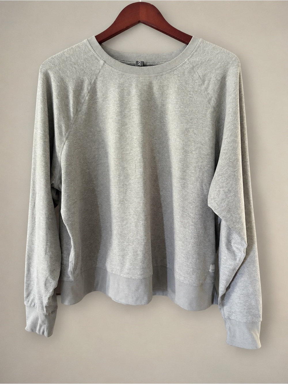 Vuori Crewneck Sweatshirt - Light Gray